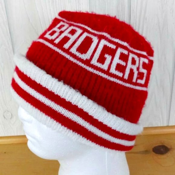 ❤💋Vintage WISCONSIN BADGERS Winter Acrylic PullOver Hat Cap